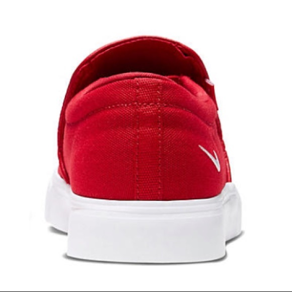 BRAND NEW NIKE WOMENS COURT ROYALE SLIP SNEAKER - - Picture 2 of 7